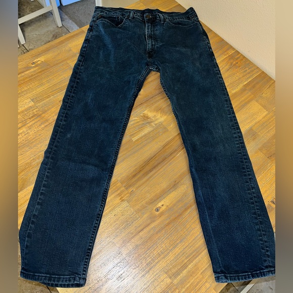 Levi Strauss & Co 505 Dark Blue Jean - Picture 6 of 6